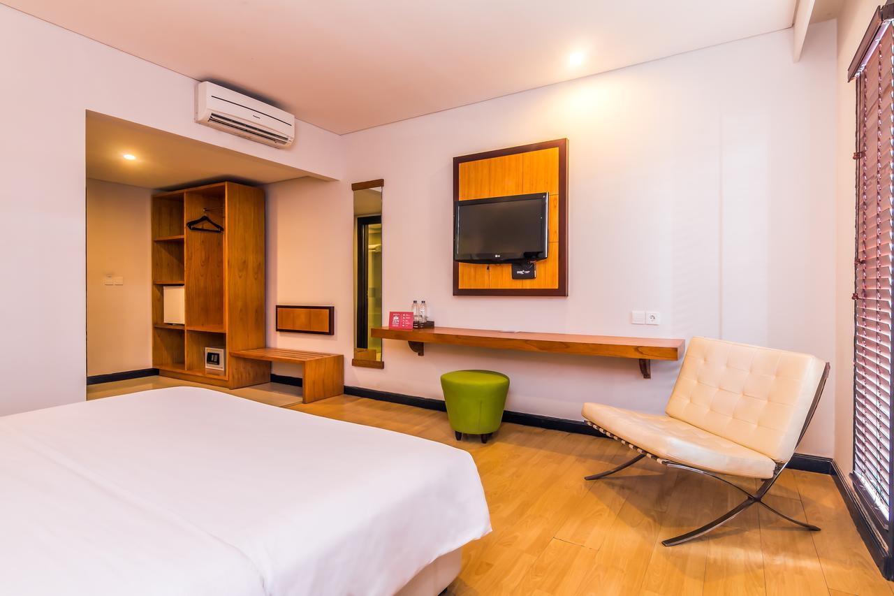 Zen Rooms Kuta Beach Poppies Lane Екстериор снимка