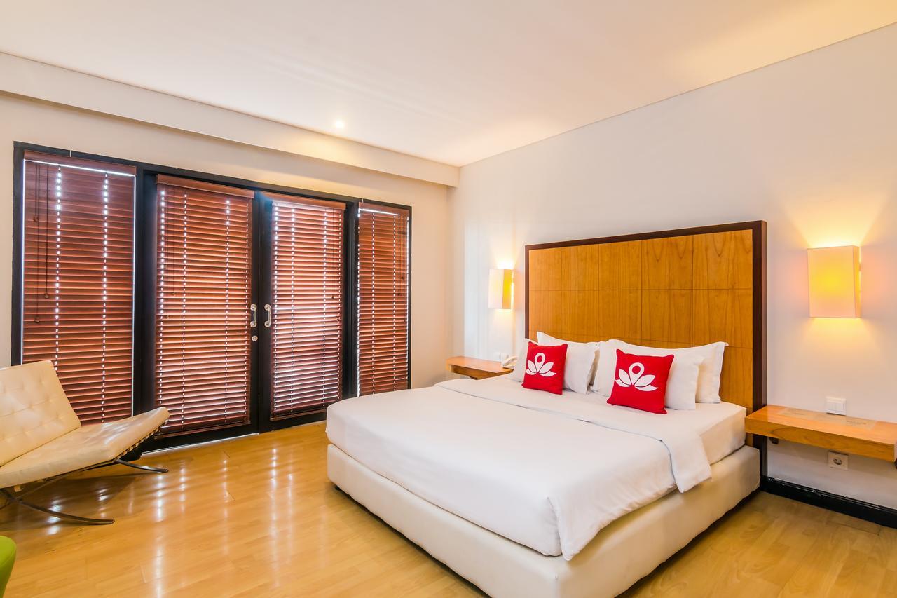 Zen Rooms Kuta Beach Poppies Lane Екстериор снимка
