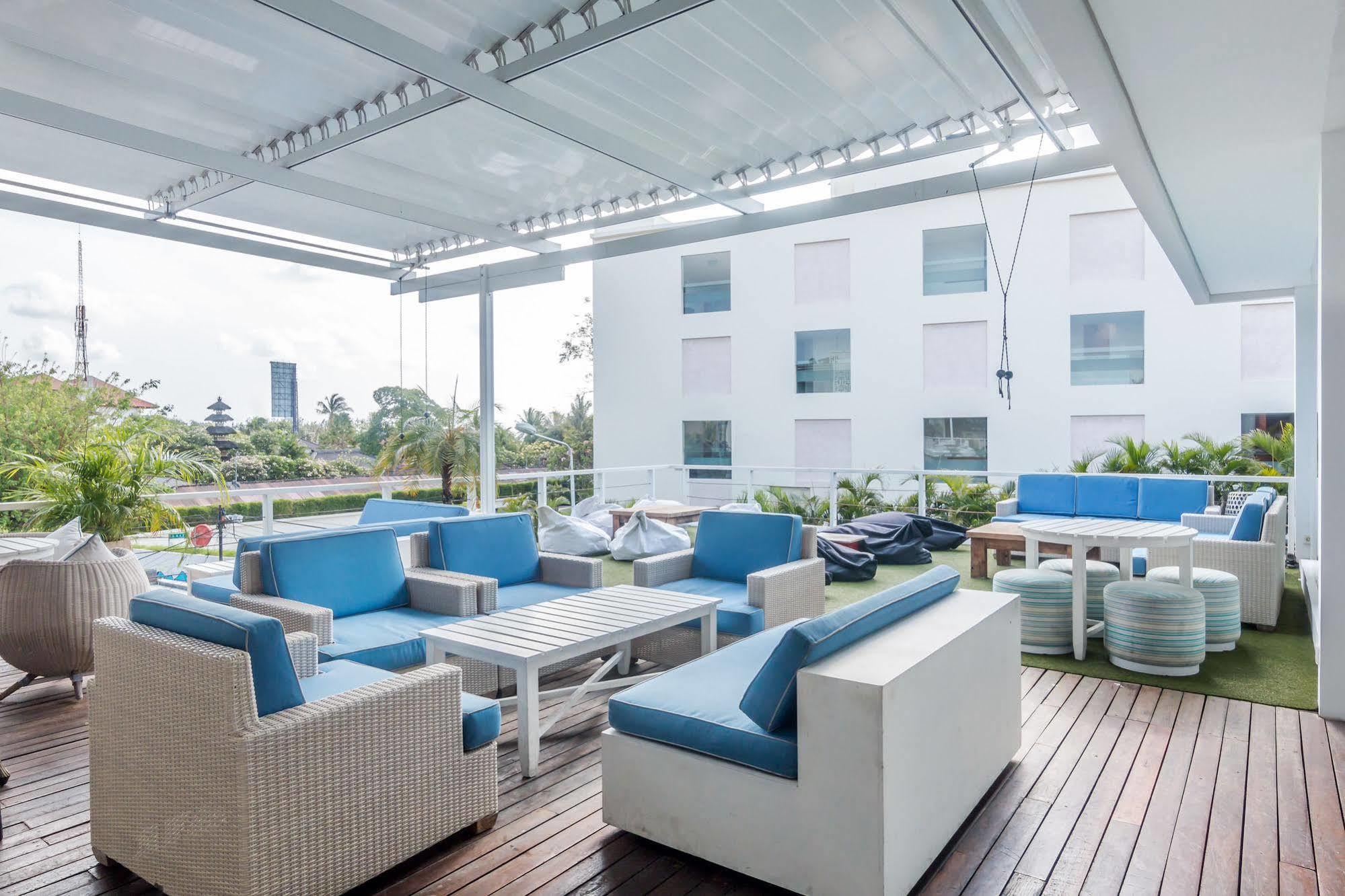 Zen Rooms Kuta Beach Poppies Lane Екстериор снимка