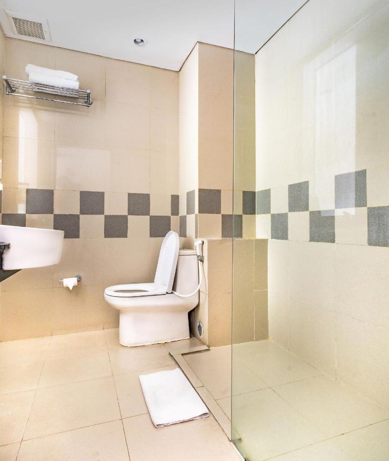 Zen Rooms Kuta Beach Poppies Lane Екстериор снимка