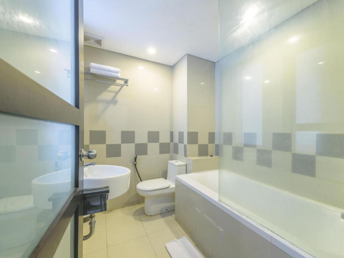 Zen Rooms Kuta Beach Poppies Lane Екстериор снимка